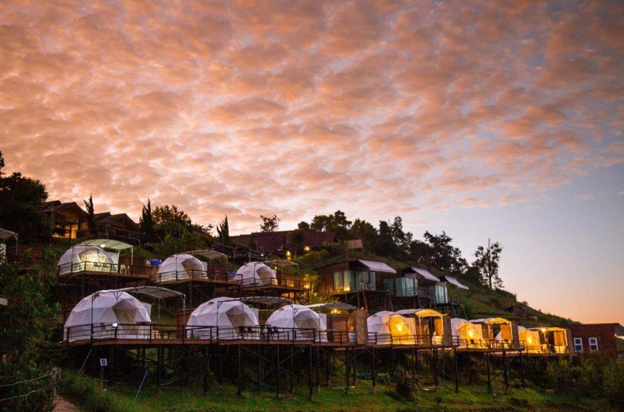 ภูวินคาเฟ่ โฮมสเตย์ Phuwin Cafe Homestay Mon Jam 外观 照片