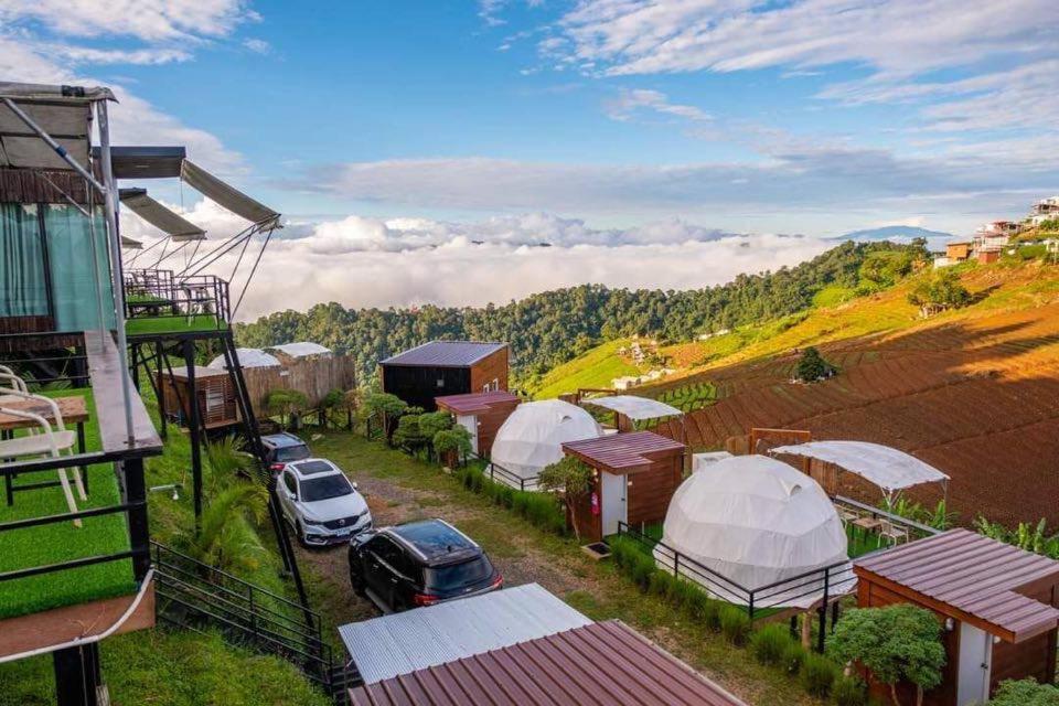 ภูวินคาเฟ่ โฮมสเตย์ Phuwin Cafe Homestay Mon Jam 外观 照片